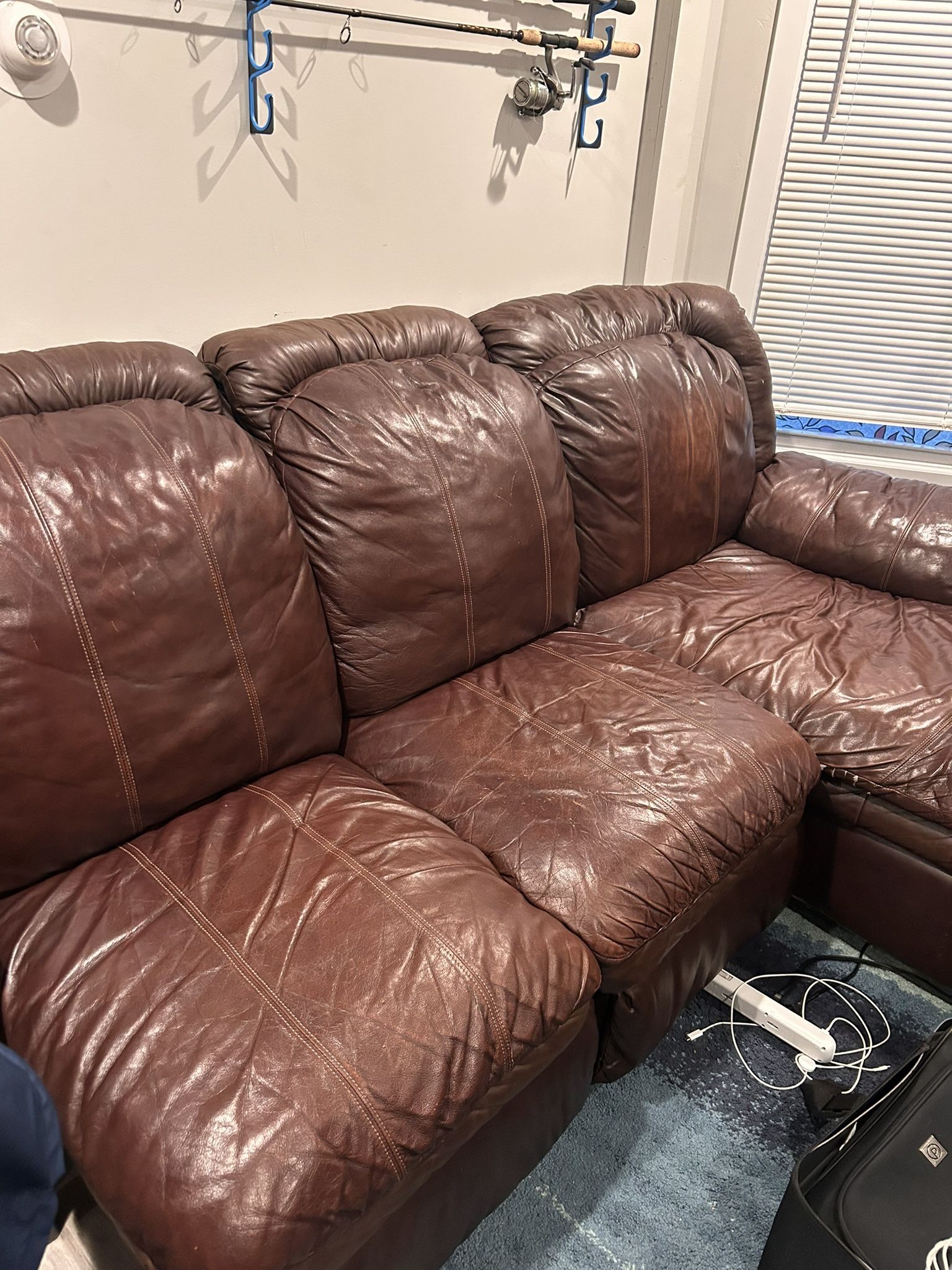Brown sectional couch leather 