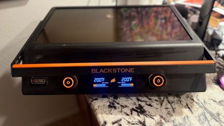 Blackstone 22” electric griddle.