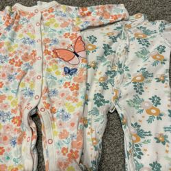 lot of two infant clothing 