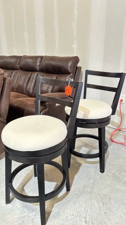 Set of 2 Swivel Bar Stools 26”