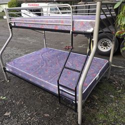 Metal Bunk Bed With Mattress 