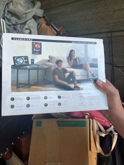 Speaker and picture frame portable
