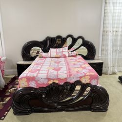 QUEEN BEDROOM- PICK UP TODAY ONLY