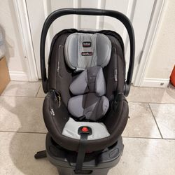 Britax B-Safe 35 Elite Infant Car Seat With Base