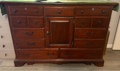 Bedroom dresser