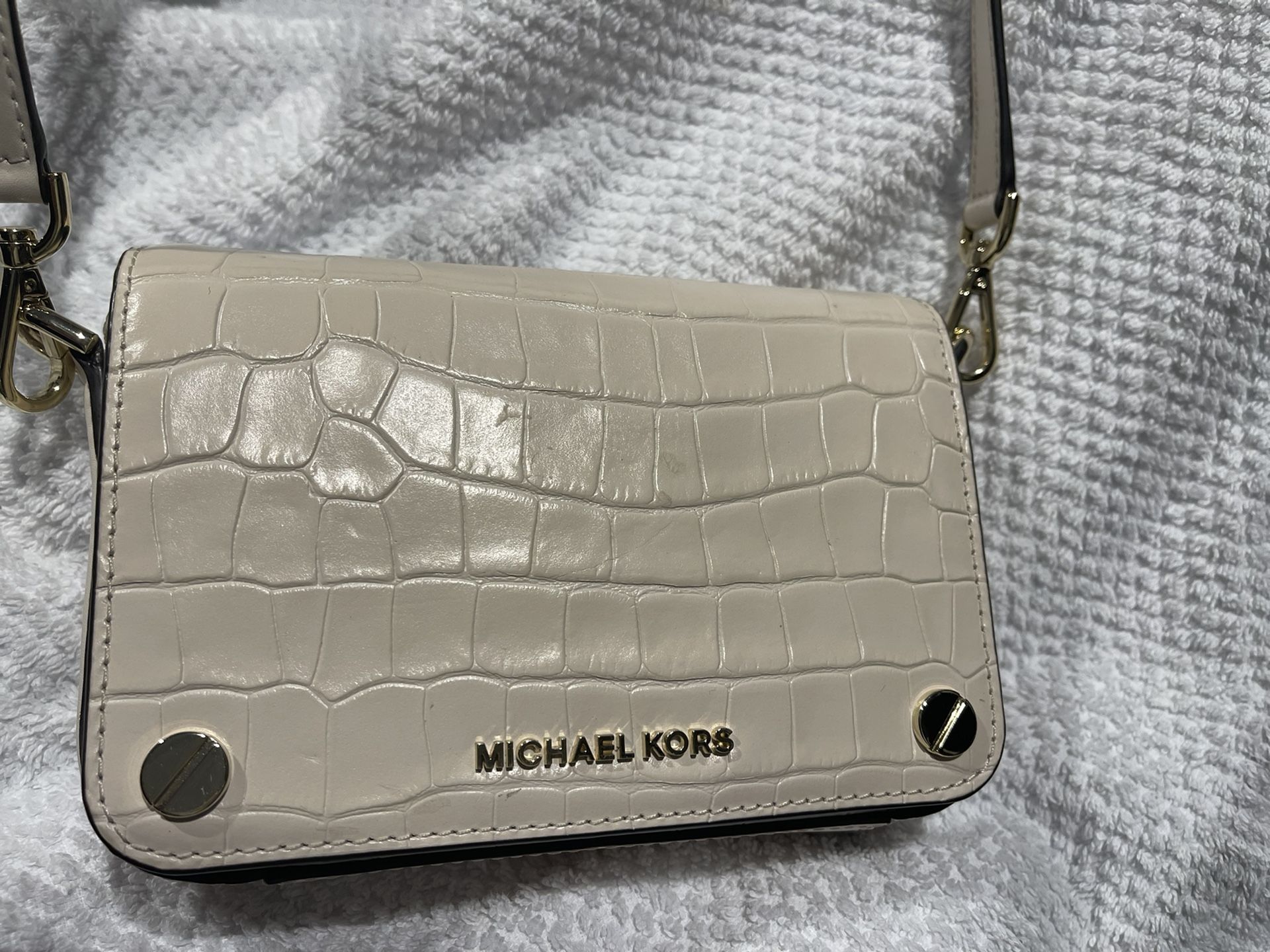 crossbody   Michael Kord 