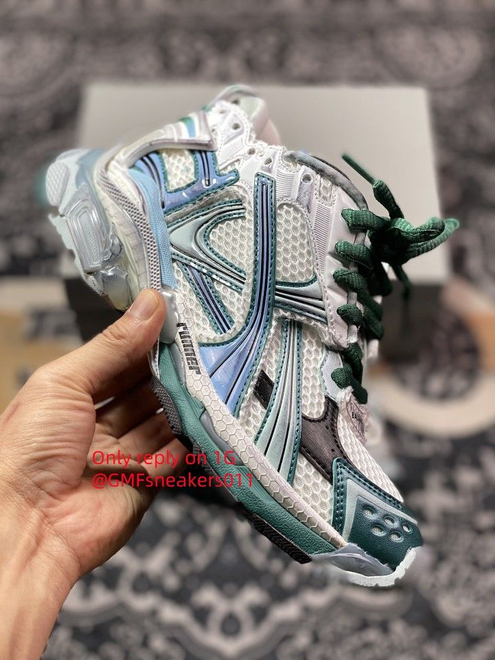 b.alenciaga runner 