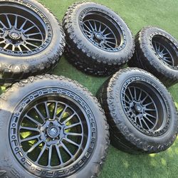 5 22X12 WHEELS 5X127 LUG PATTERN