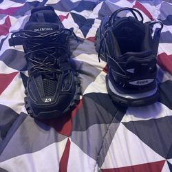 balenciaga track LED