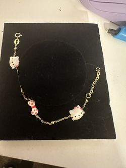 18k Baby Kitty Gold Bracelet.  