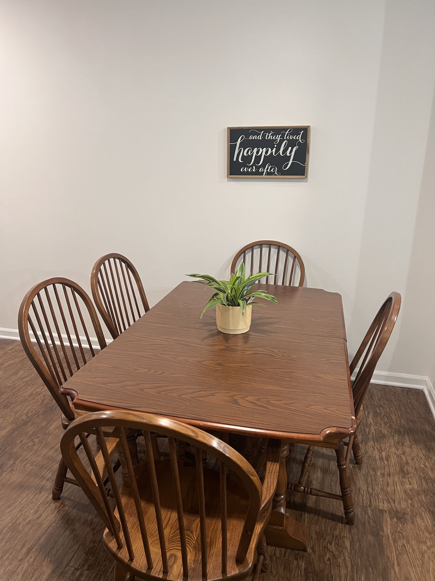 Dining Table And 5 Chairs