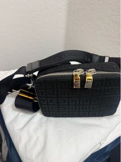 GIVENCHY Shoulder Bag 4G Logo Canvas Black total