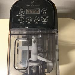 Emeril Lagassi Pasta Maker Never Used 