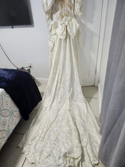 Vintage Wedding Dresses,.