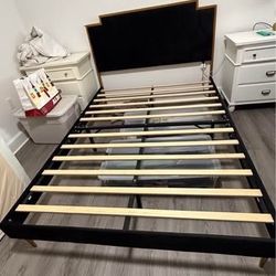 FURNITURE: Bed/ Cama