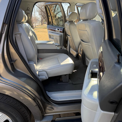 2004 Lincoln Navigator