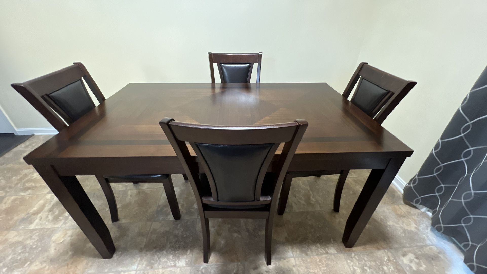 Solid wood 6-Piece Dining Set with Bench: Used For A Year