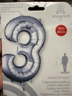 34” silver 3 balloon