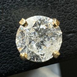 14k yellow gold 0.8 CTW diamond earring stud