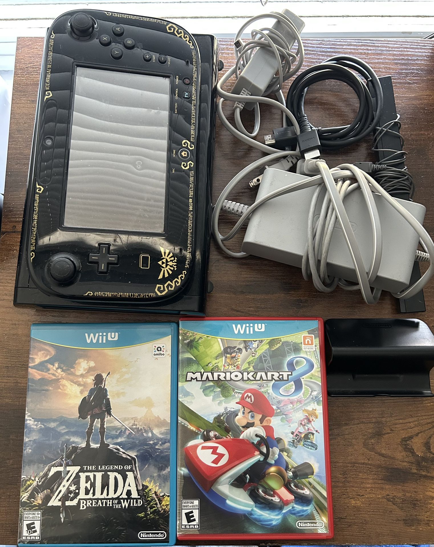 Wii U Wind Waker HD Edition w/ Games