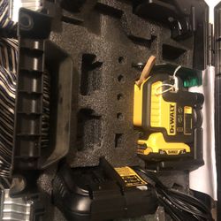 DEWALT LASER AND MORE 