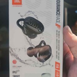 JBL EARBUDS BRAND NEW IN THE BOX