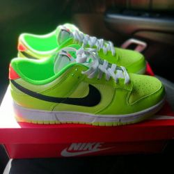 Nike Dunk Low SE...(Splash Volt)