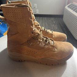 Nike SFB Field 2 Size 11