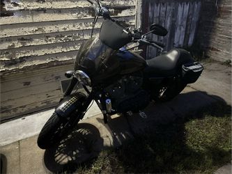 2016 Harley davidson Roadster cx1200