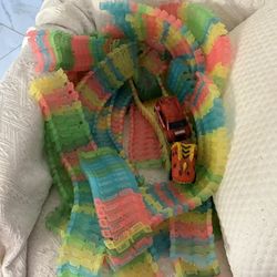 Glow In the Dark Race Set