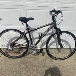 Beautiful Trek 7300-Fully Serviced