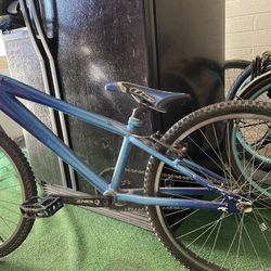 Factory Redman Tomahawk  (mid School)