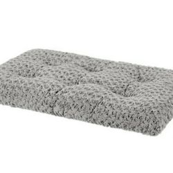 MidWest Homes for Pets Ombre Dog Beds, Plush Dog Beds Fit Wire Dog Crates