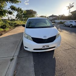 2011 Toyota Sienna