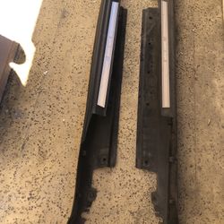 02-06 MINI Cooper S OEM Sideskirts (used)