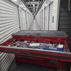 MAC TOOL BOX