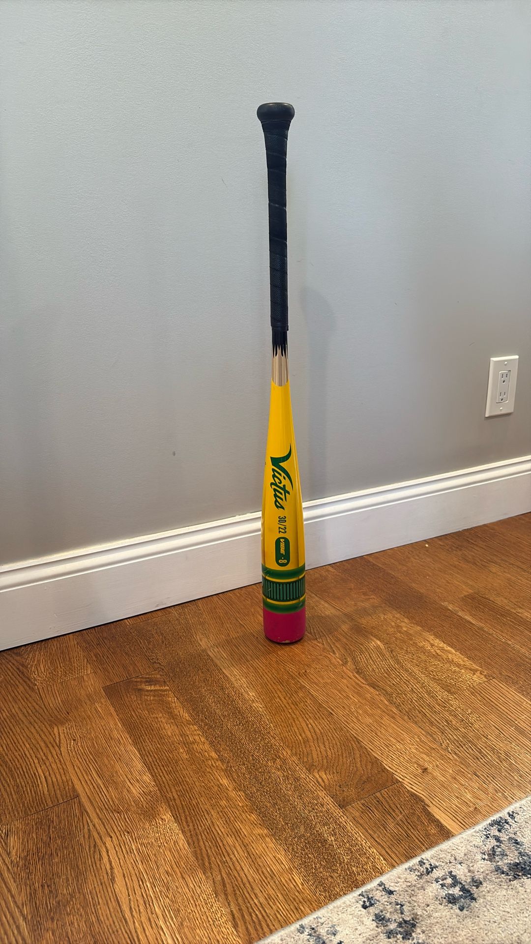 Victus pencil Bat 30/22 -8