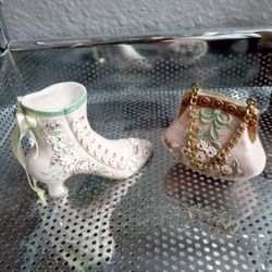 VINTAGE MINIATURE SHOE AND PURSE COLLECTION 