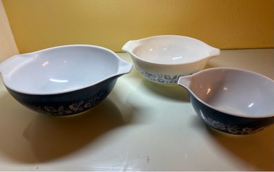 Vintage Pyrex Cinderella Mixing Bowls, Colonial Mist Set of 3: 442 443 444