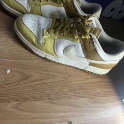 Nike Dunks For Sale
