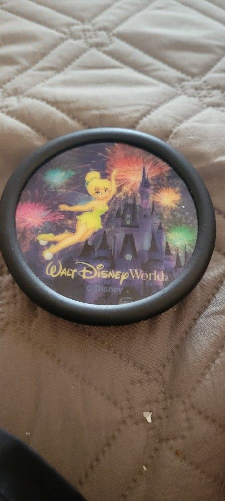 Disney World Light up Flashing Magnet