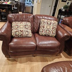 Love Seat, Chair, & 2 Ottomans 