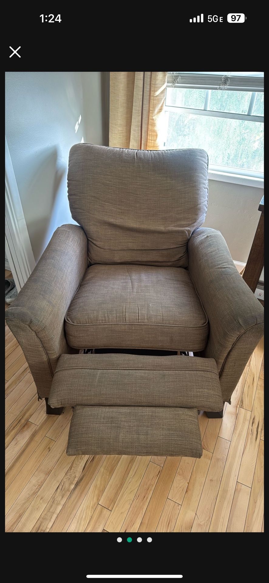 Free Working Recliner