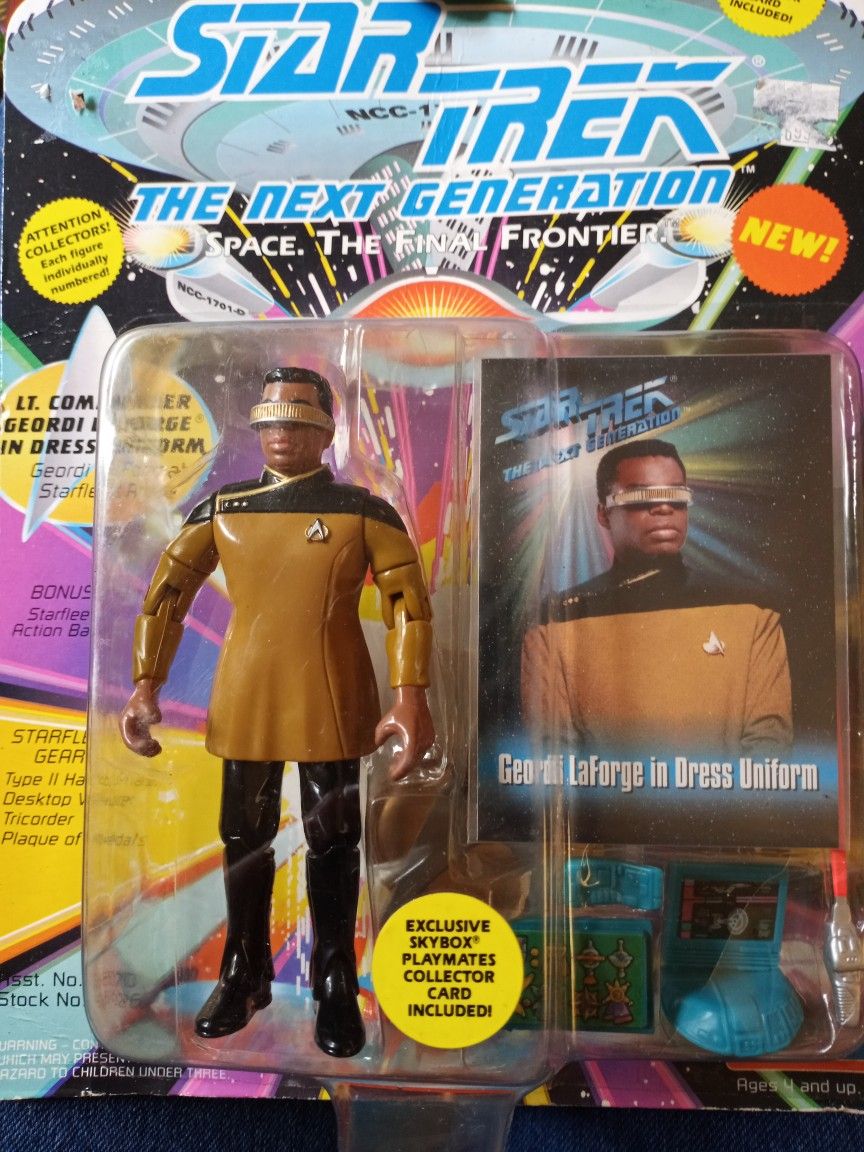 Star Trek The Next Generation Lt Commander Geordi La Forge In Dress Uniform-Still Sealed