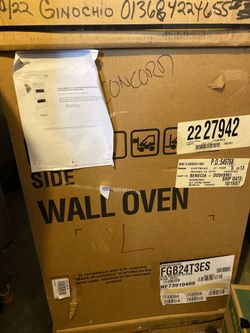 Brand new frigidaire wall oven