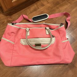 Woman’s Nicole Miller Travel Bag Shipping Available 