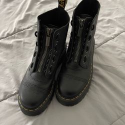 Dr Martin Boots