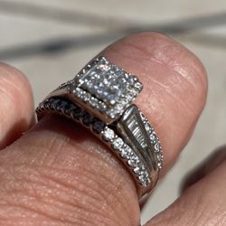 Woman’s Diamond Wedding/engagement  Ring 