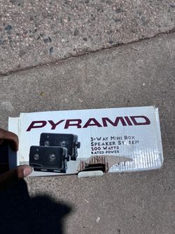 Pyramid 3-Way Mini Box Speaker System
