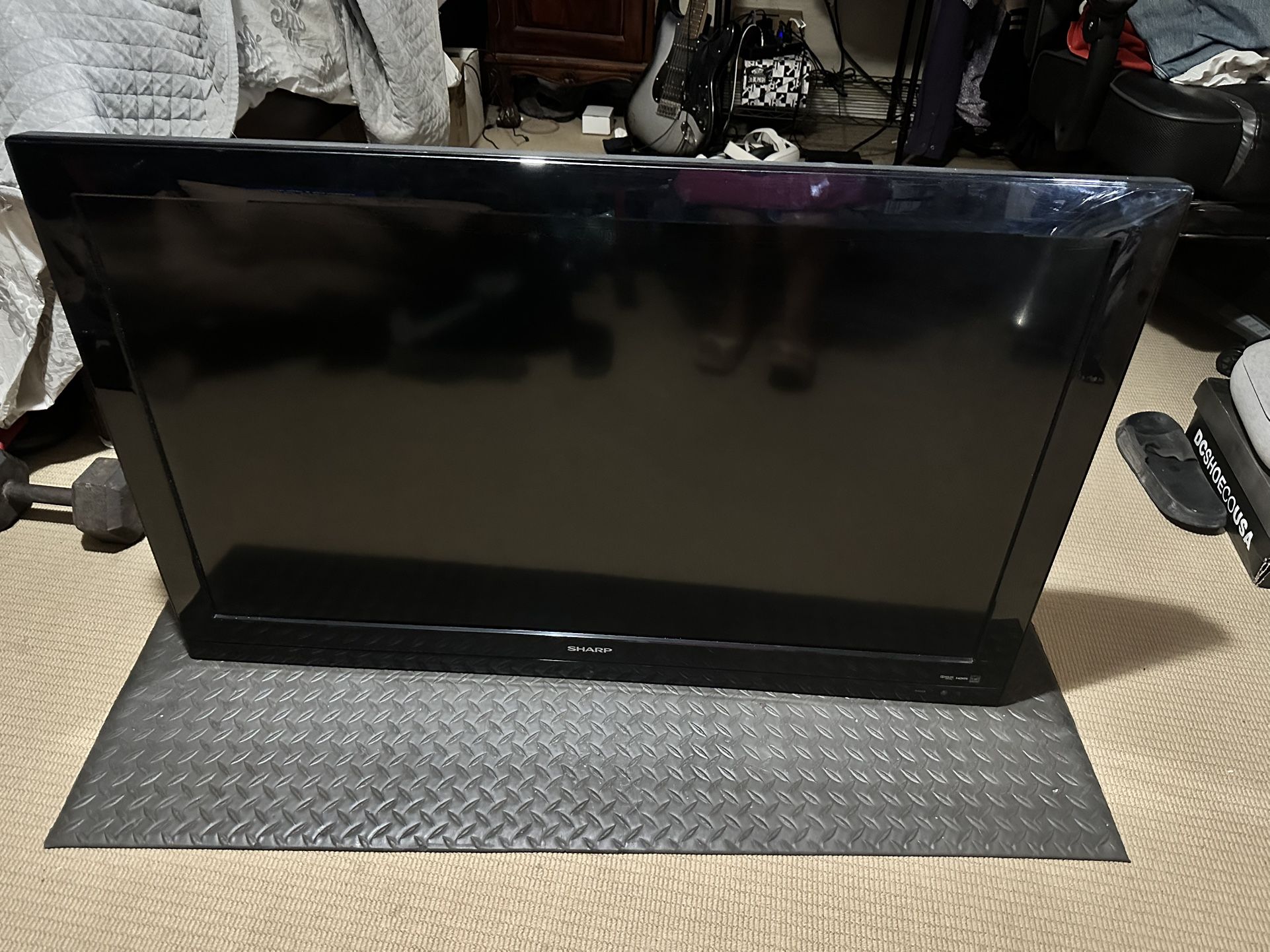 TV Sharp 42” 